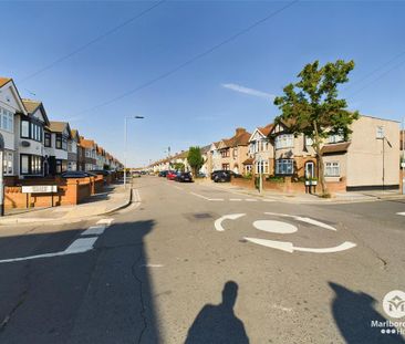 1 bedroom property to rent - Photo 6