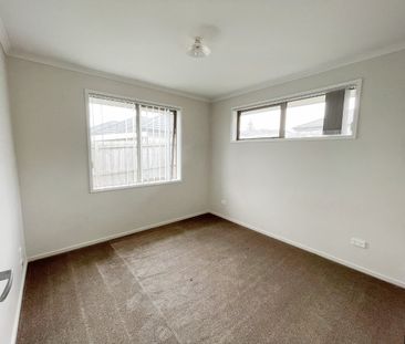 11 Perla Road, Pukekohe - Photo 3