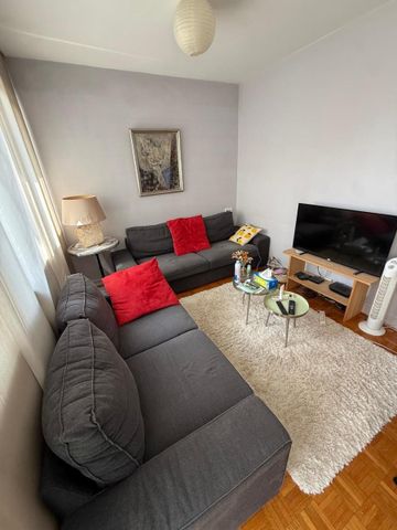 Location Appartement 4 pièces 73m² LYON 6ème - Photo 2