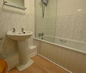 2 bedroom terraced house to rent - Photo 5