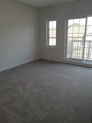 For Lease - 35 Jaffna Lane, Markham, Ontario - Photo 3