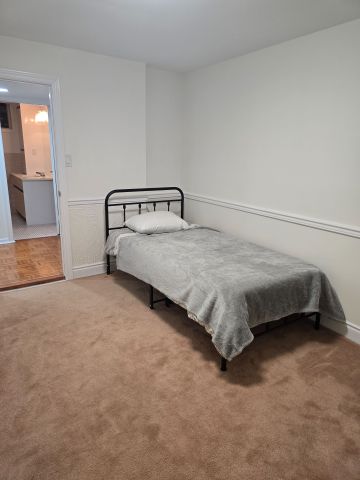 For Lease - 89 Lawnside Drive Unit# Basement, Toronto, Ontario - Photo 2