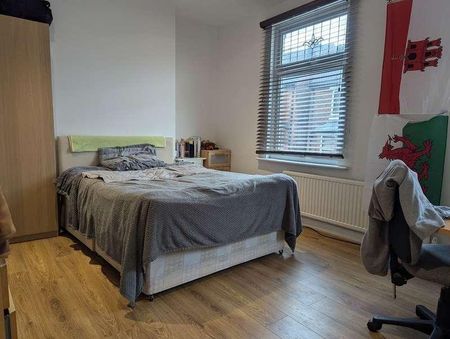 Lenton - Teversal Avenue - Bedroom Student House, NG7 - Photo 5