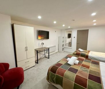 Grange Avenue - Photo 2