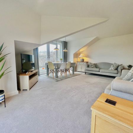 2 bedroom apartment to rent - Photo 4