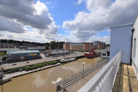 2 bedroom apartment to rent - Photo 2