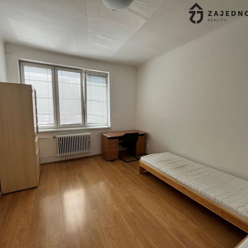 Pronájem bytu 2+1 60 m² - Photo 1