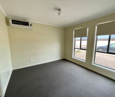 Modern Home - Central Location - Photo 5