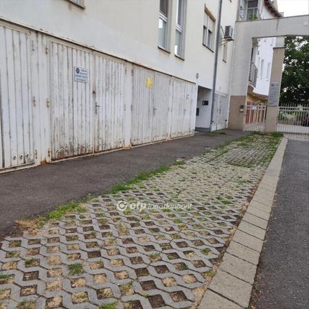 Kiadó jó állapotú lakás - Nyíregyháza - Fotó 3