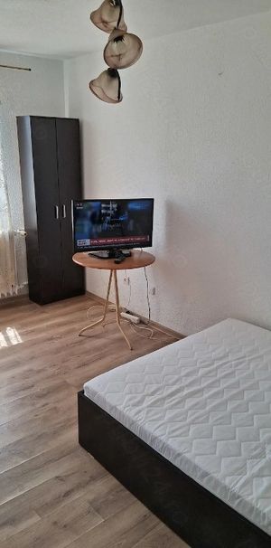 Piata sudului oltenntei etaj 9 - Photo 1