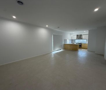 🏡 Modern Family Living in Prime Tarneit Location – 4 Andria Drive, ... - Photo 1