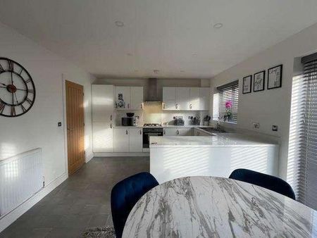 Valley Meadows, Denholme, BD13 - Photo 2