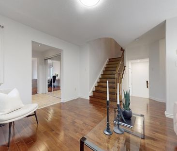 For Lease - 98 Lowther Avenue, Richmond Hill, Ontario - Photo 5