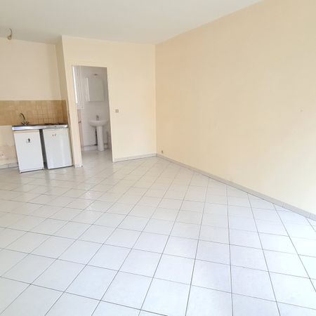 Location Appartement 1 pièce 24m² SAULX LES CHARTREUX 91160 - Photo 3