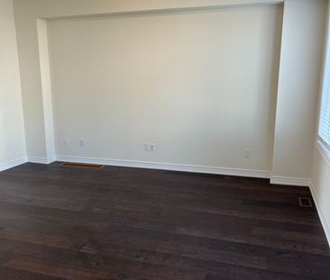 For Lease - 39 Mia Drive, Hamilton, Ontario - Photo 2