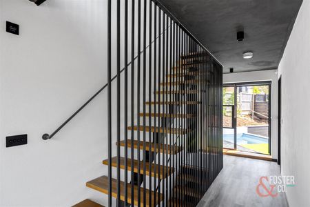 Woodland Drive, Hove - Photo 3