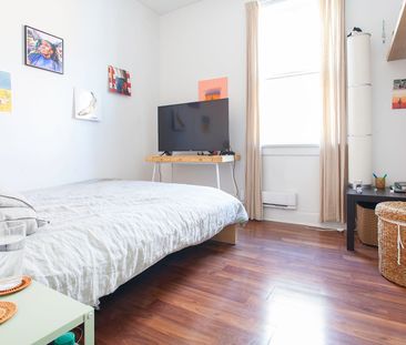 For Lease - 2102A Dundas Street, Toronto, Ontario - Photo 3