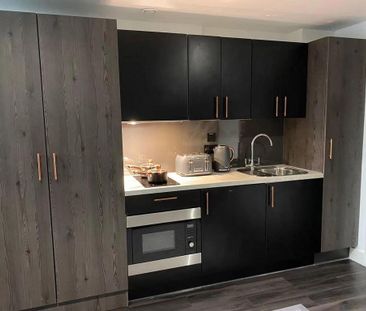 Studio to rent - Photo 5