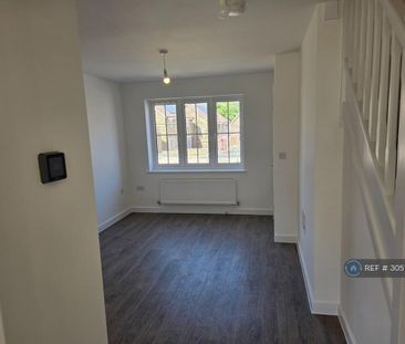 2 bedroom end of terrace house to rent - Photo 6