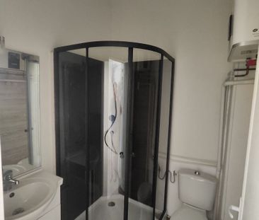 STUDIO MEUBLE NIORT -CENTRE VILLE - Photo 4