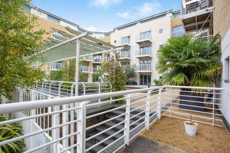 2 bedroom apartment to rent - Photo 4