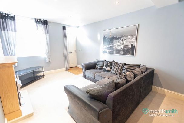 2 bedroom apartment to rent - Photo 1