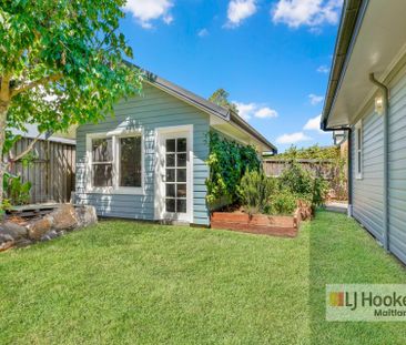 "Charming Family Home" - Photo 6