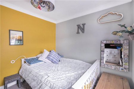 4 bedroom terraced house to rent - Photo 5