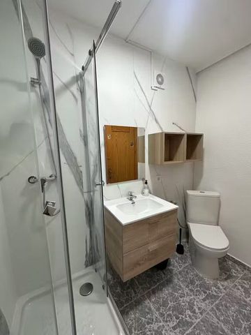 Carrer de les Germanies, Torrent, Valencian Community 46900 - Photo 4