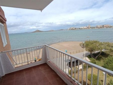 Piso de alquiler en Plaza Tritón, Zona Galúa - Calnegre - Photo 2