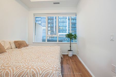 For Lease - 395 Dundas Street Unit# 219, Oakville, Ontario - Photo 3