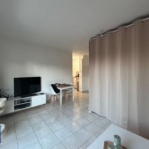 Location Appartement 1 pièce 31m² RAMBOUILLET 78120 - Photo 1