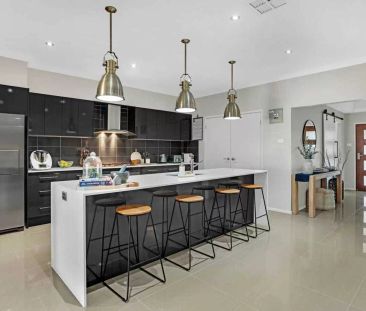 Wow - so Much Space - Photo 3