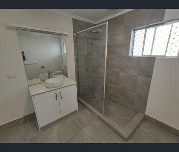 1/213 McLeod Street, Cairns North, Qld 4870 - Photo 4