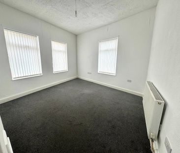 Grange Mount, Prenton - Photo 3