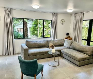 1 Bedroom Spacious & Modern Fully Furnished Unit - Photo 6