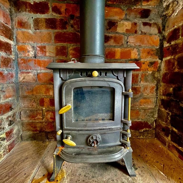 5 bedroom detached house to rent - Photo 1