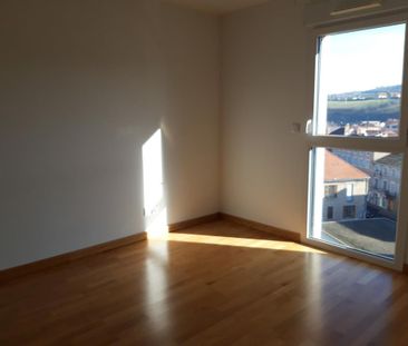 Appartement - T2 - L ARBRESLE - Photo 2