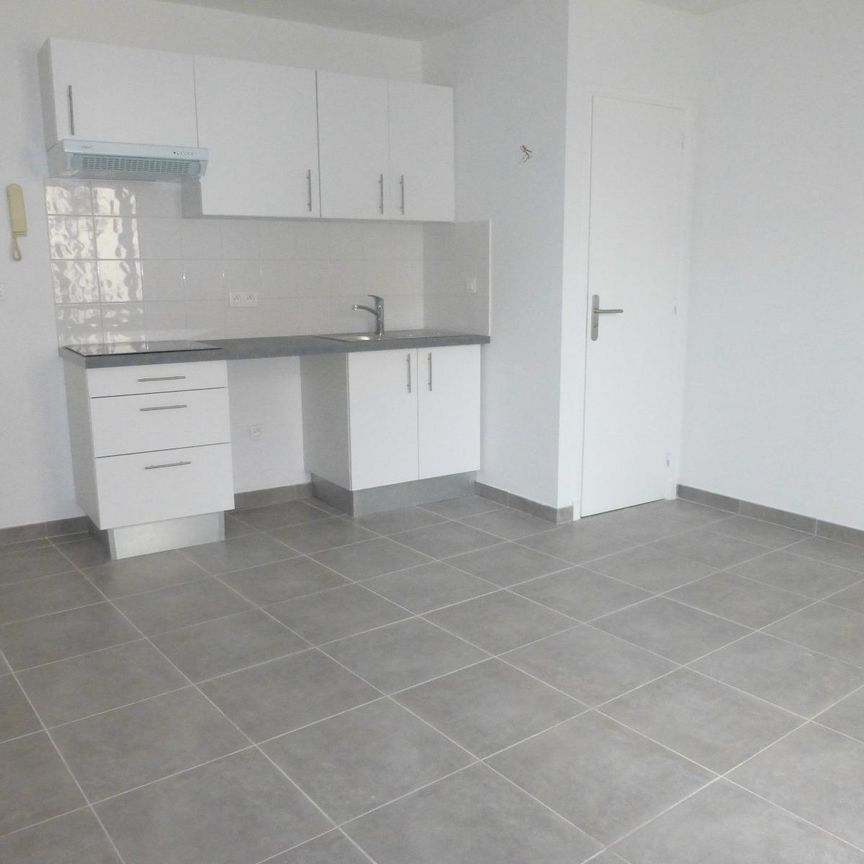Location Appartement 1 pièce 32m² BIOT 06410 - Photo 1