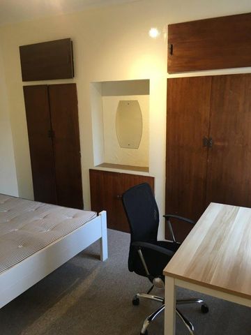 4 bedroom house share to rent - Photo 4