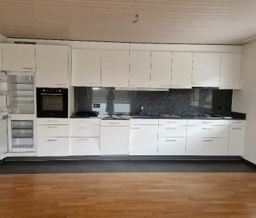 Sonnige 3.5 Zimmer- Dachgeschoss Wohnung - Foto 1
