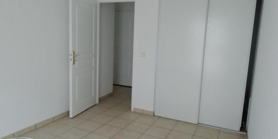Location Appartement 2 pièces 47m² BORDEAUX 33000 - Photo 3