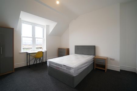6 Bala Bangor Ffriddoedd Road - Photo 4