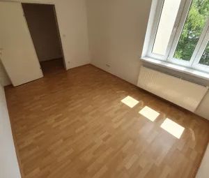 SANIERTE 3-ZIMMERWOHNUNG - RUHIG - HELL! - Foto 3