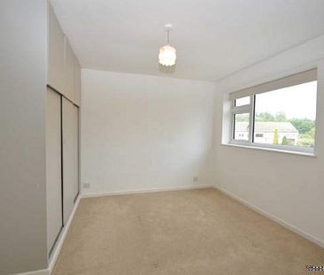 3 bedroom property to rent in Cobham - Photo 1