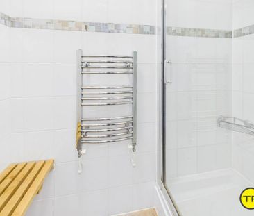 1 bedroom in a house share to rent - Photo 6