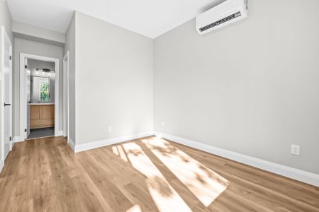 For Lease - 516 Tweedsmuir Avenue Unit# B, Westboro - Hampton Park, Ontario - Photo 4