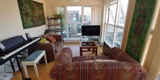 2 Bed Flat, Beulah Hill, SE19 - Photo 1