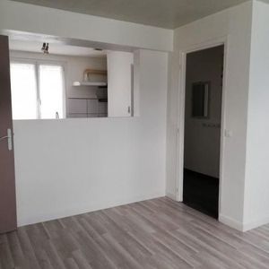 Appartement à louer, 2 pièces - Noyon 60400 - Photo 3