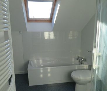 Appartement à louer 4 pièces - Photo 2